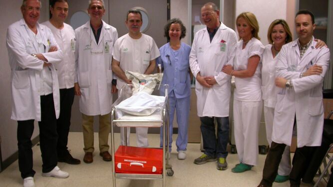 El equipo médico del Hospital de Valme que aplica la ténica.