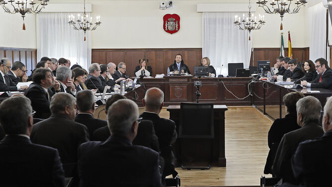 Sala de la Audiencia de Sevilla donde se juzga a 22 ex altos cargos de la Junta dentro de la pieza política del caso de los ERE.