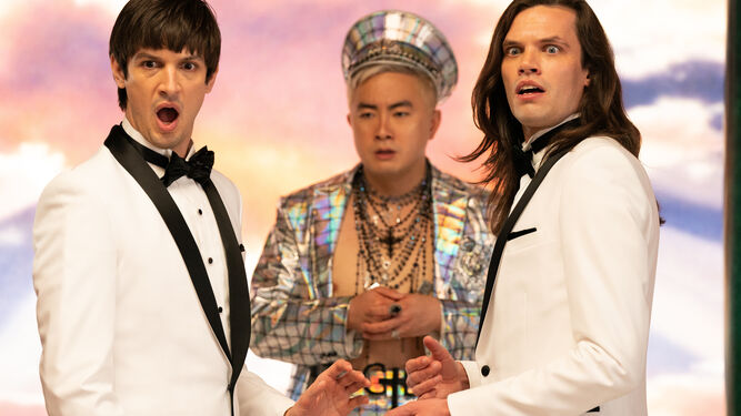 Josh Sharp, Bowen Yang y Aaron Jackson en una imagen de 'Rabos: el musical'.
