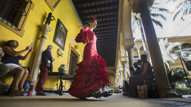 Desfile antesala We Love Flamenco