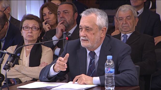 El ex presidente de la Junta José Antonio Griñán durante el juicio de los ERE