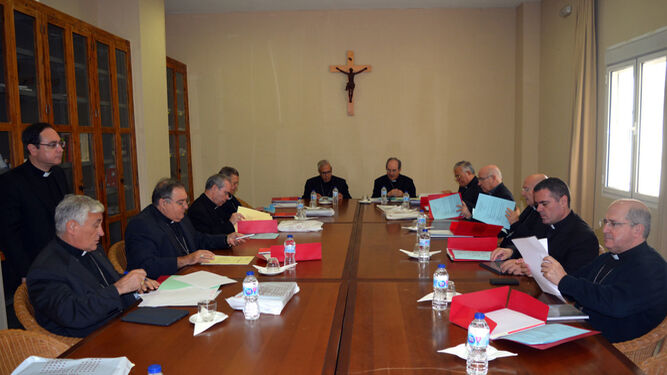 Los obispos se reunieron para analizar las próximas elecciones.