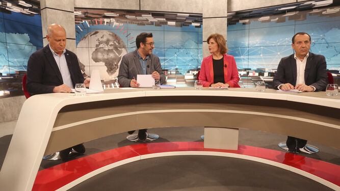 Imbroda (Cs), Ahumada (AA), Oña (PP) y Ruiz Espejo (PSOE) en el debate televisado