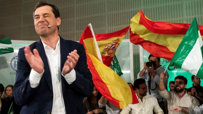 El candidato del PP a la Presidencia de la Junta, Juanma Moreno, en el mitin de cierre en Sevilla.