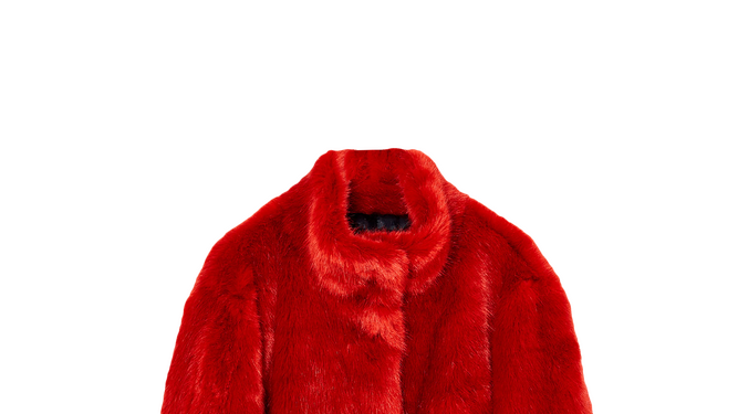 Abrigo de pelo rojo de Sfera.