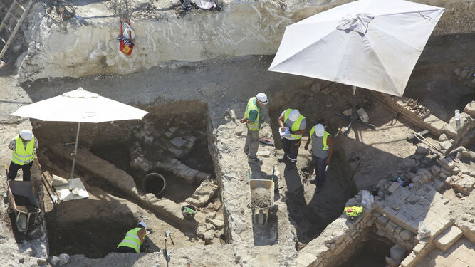 Fotos de los restos arqueol&oacute;gicos encontrados en la obra del Metro de M&aacute;laga