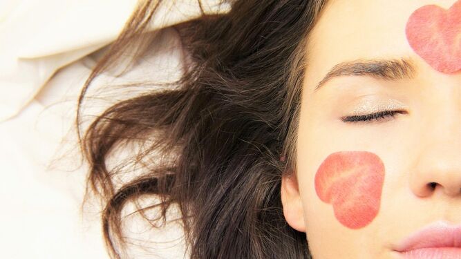 Limpieza facial: 10 artículos que no te pueden faltar