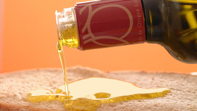 Aceite de oliva para degustar con pan.