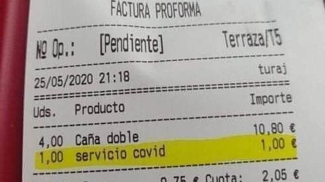 Tique del restaurante de Tenerife que cobró un euro por "servicio Covid".