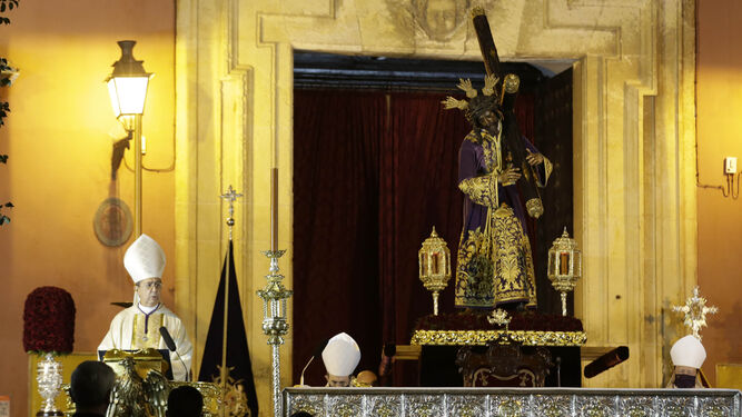 Las imágenes de la misa por el cuarto centenario del Gran Poder
