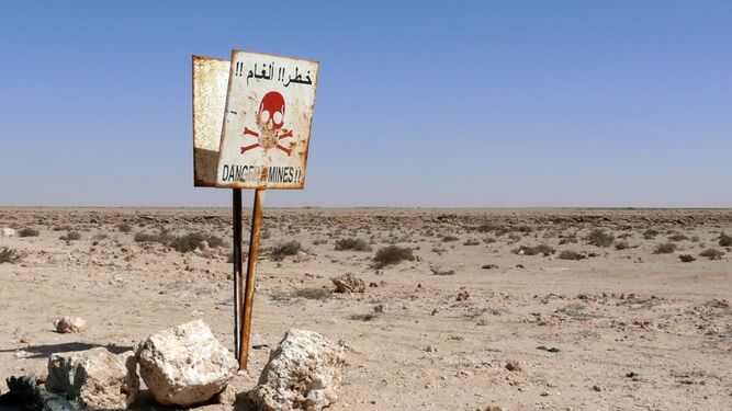 El polvorín de Marruecos, la debilidad de España y el campo de minas del Sáhara