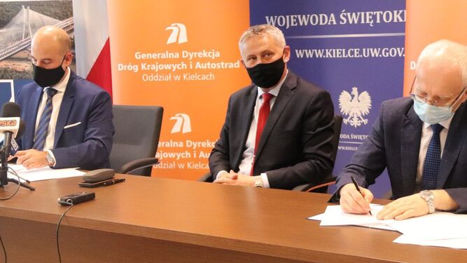Firma del contrato de Acciona para las obras en Polonia.