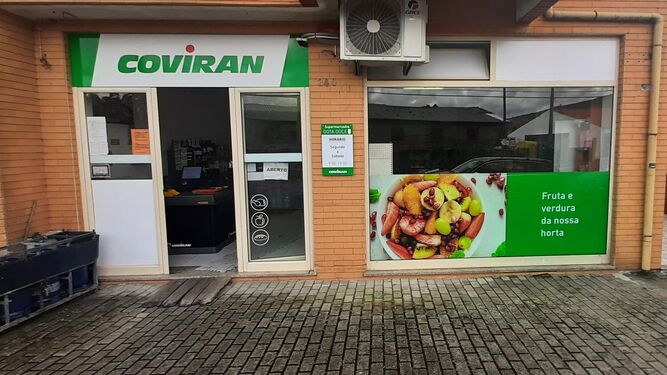 Establecimiento de Covirán con el modelo de proximidad en Baltar-Paredes, en el distrito de Oporto (Portugal)