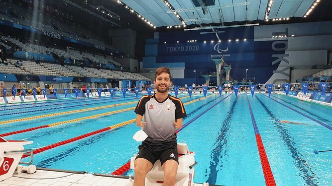 David Sánchez, ante la piscina de los Juegos de Tokio.