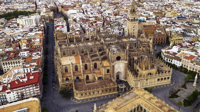 Imagen aérea de la Catedral y parte del conjunto histórico de Sevilla.