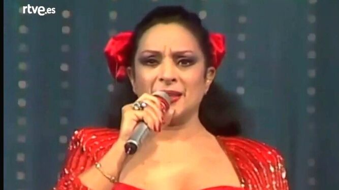 Lola Flores en la nochevieja en directo de TVE con 'Viva 87'