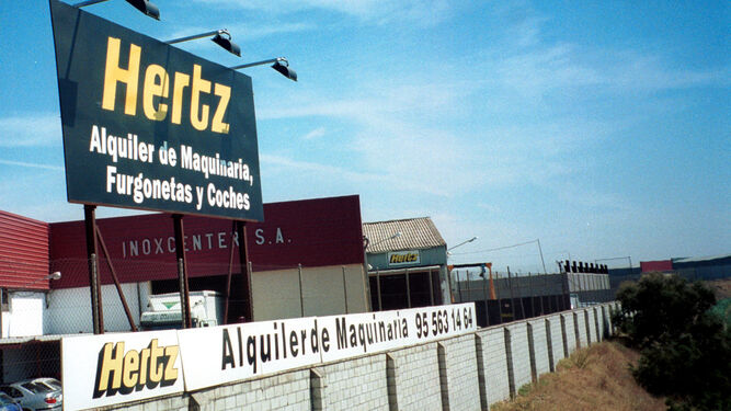Imagen de una de las instalaciones de la multinacional Hertz en Alcalá de Guadaira, en la provincia de Sevilla.