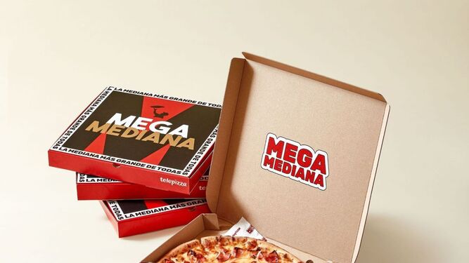 Pizza "megamediana" de Telepizza.