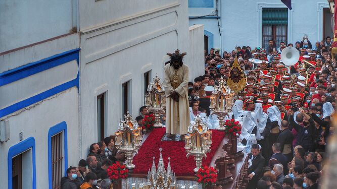 Cautivo, Buena Muerte y Rosario procesionaron en Ayamonte el Lunes Santo