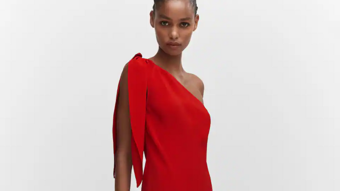 El vestido rojo de Mango que te convierte en la invitada más espectacular por sólo 60 euros.