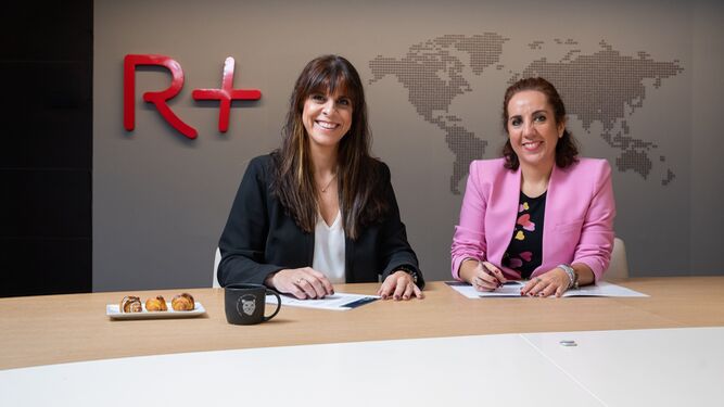 Virginia Donado, directora general de Restalia, y Adriana Bonezzi, directora general de Marcas de Restauración.