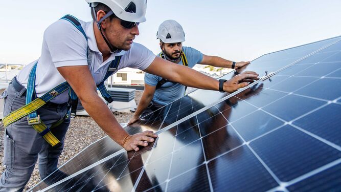 Quantica Renovables tramita más de 40M€ de subvenciones y lidera el impulso de autoconsumo solar