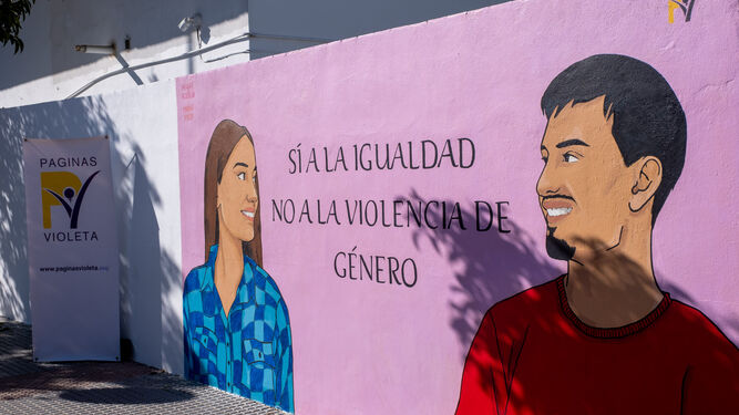 Mural para el que la asociación Páginas Violeta recibió una subvención de 7.000 euros.