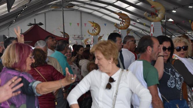 Ambiente en la Feria de la Gamba de Punta Umbría 2024.