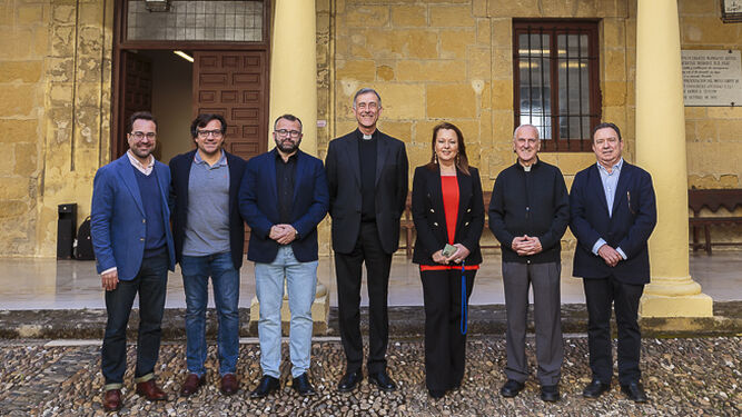 Asistentes a la presentación del Concurso Internacional de composición de Música Sacra Obispo Osio.